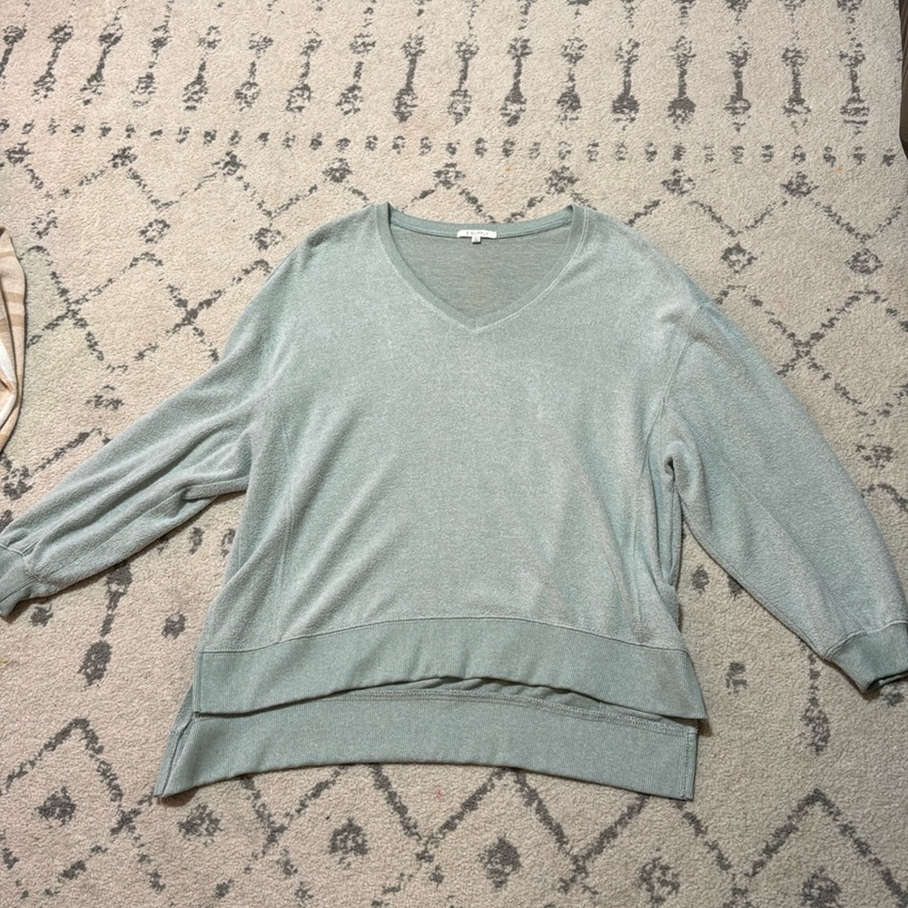 Buckle Oversized V Neck